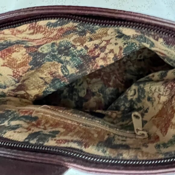 Hobo Foldover Clutch in Brown Crinkle Leather - Picture 7 of 7